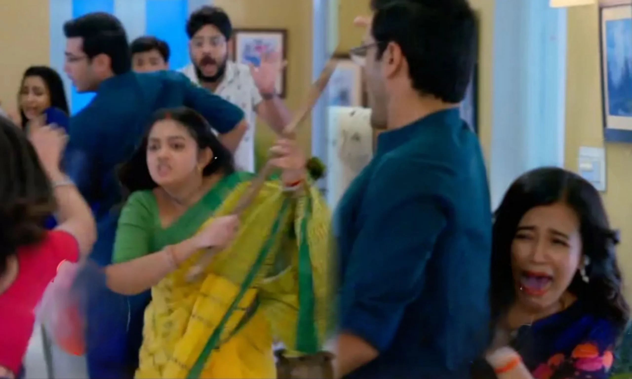 Phulki beat Ishita with a stick
