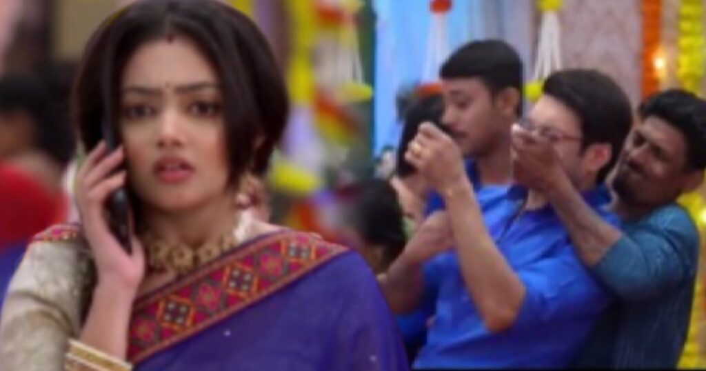 please check out Zee Bangla Phulki Today's Episode 30 August